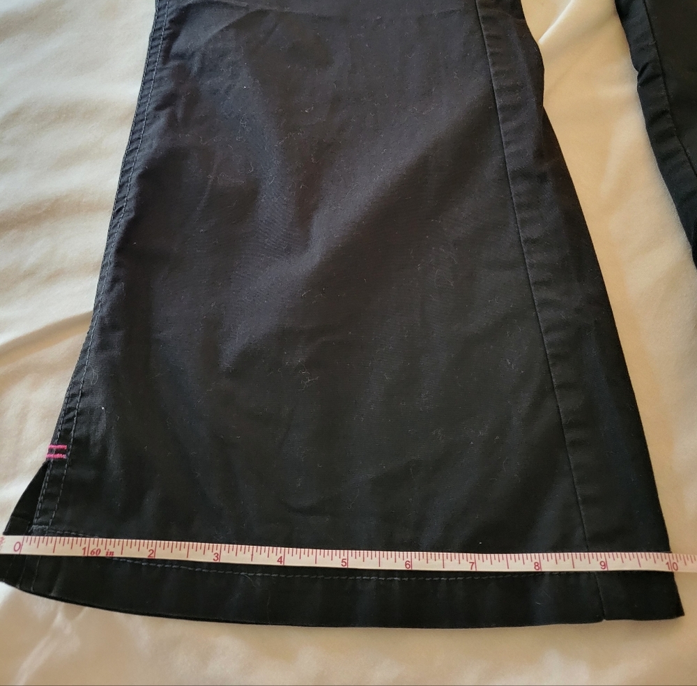 WonderWink Black Scrub Set with Pink Accents. Large top and X-Large flare pant. - Picture 5 of 5